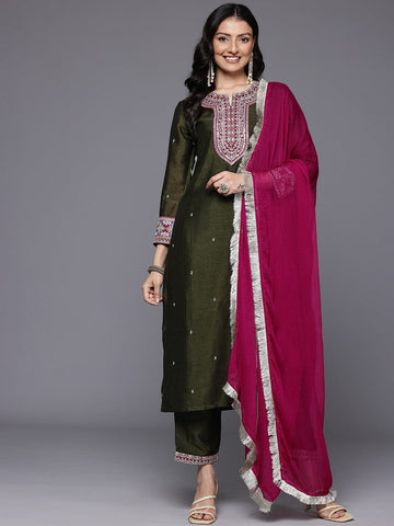 Varanga Women Green Zari Embroidered Kurta Paired With Bottom And Dupatta