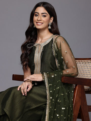 Varanga Women Olive Green Lace Embellished Sleeveless Straight Kurta Paired With Tonal Plazzo And Dupatta