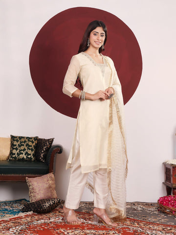 Varanga Women Off White Zari Embroidered And Sequinned Kurta Set With Dupatta