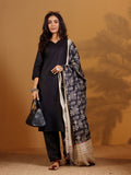 Varanga Women V Neck Kurta With Trouser And Printed Dupatta