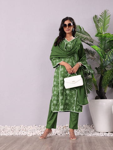 Green Jaal Thread Embroidered Straight Kurta With Trousers And Dupatta