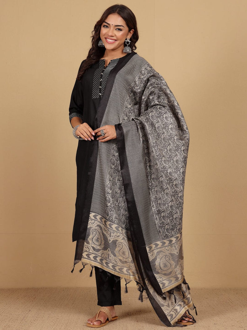 Varanga Women Thread Embroidered Yoke Kurta With Trouser & Jacquard Dupatta
