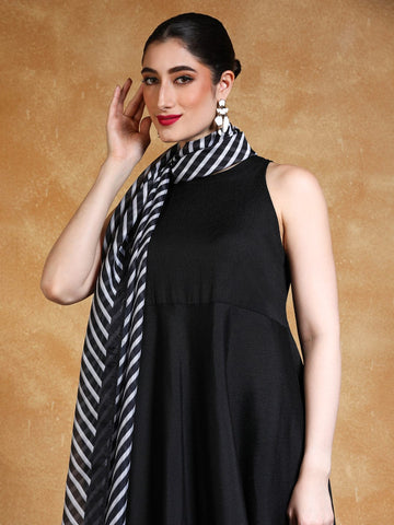 Women Regular Kurta with Trousers & With Dupatta