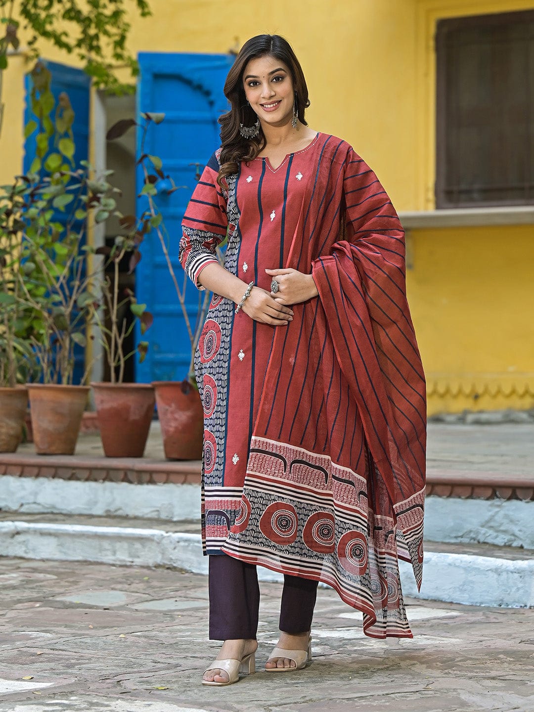 Women Varanga Maroon Strpper with Ethnic Printed Kurta With Trouser & Dupatta