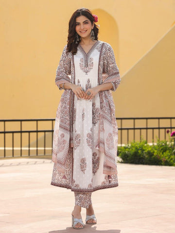 Varanga Women Floral Jaipuri Printed Gathered Princess Cut Flared Kurta With Trouser & Dupatta