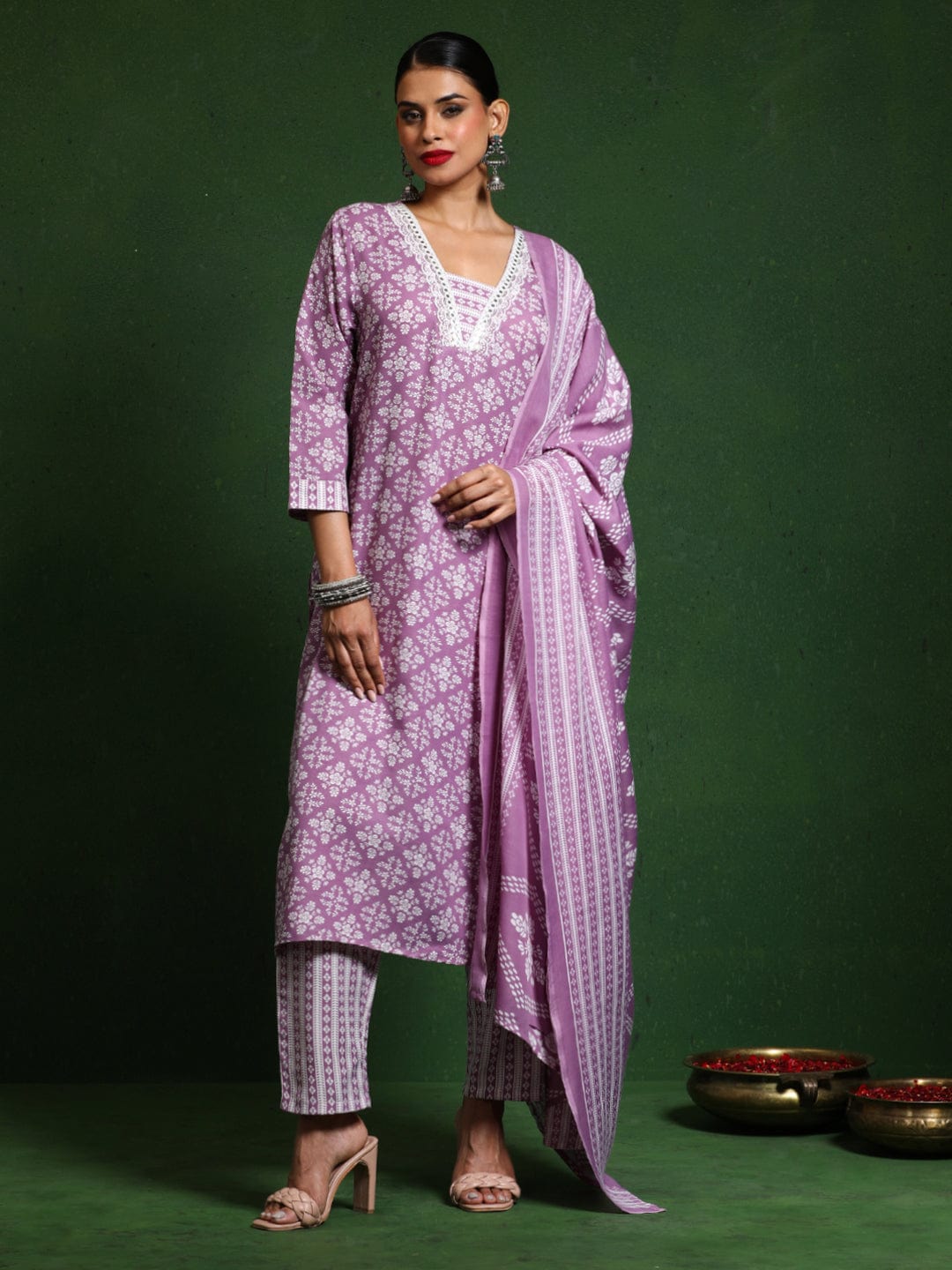 Varanga Women Floral Printed V Neck Kurta with Trouser & Dupatta