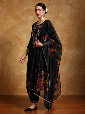 Varanga Women Floral Motif Thread Embroidered Yoke Kurta with Trouser & Dupatta