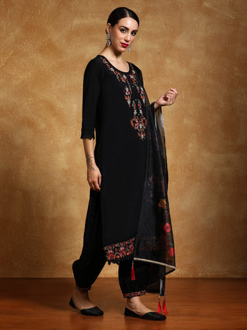 Varanga Women Floral Motif Thread Embroidered Yoke Kurta with Trouser & Dupatta