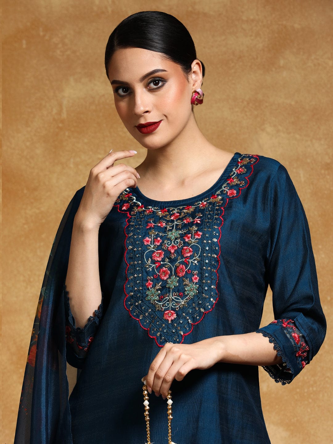 Varanga Women Thread Embroidered Yoke with All Over Floral Motif Buta Kurta with Trouser & Dupatta