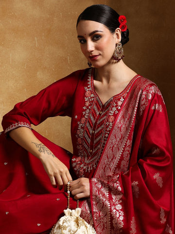 Varanga Women Zari Embroidered Yoke with All Over Floral Motif Buta Kurta with Trouser & Dupatta