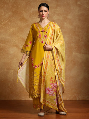 Varanga Women Floral Heavy Thread Embroidered Schffili Hem Kurta with Trouser & Dupatta