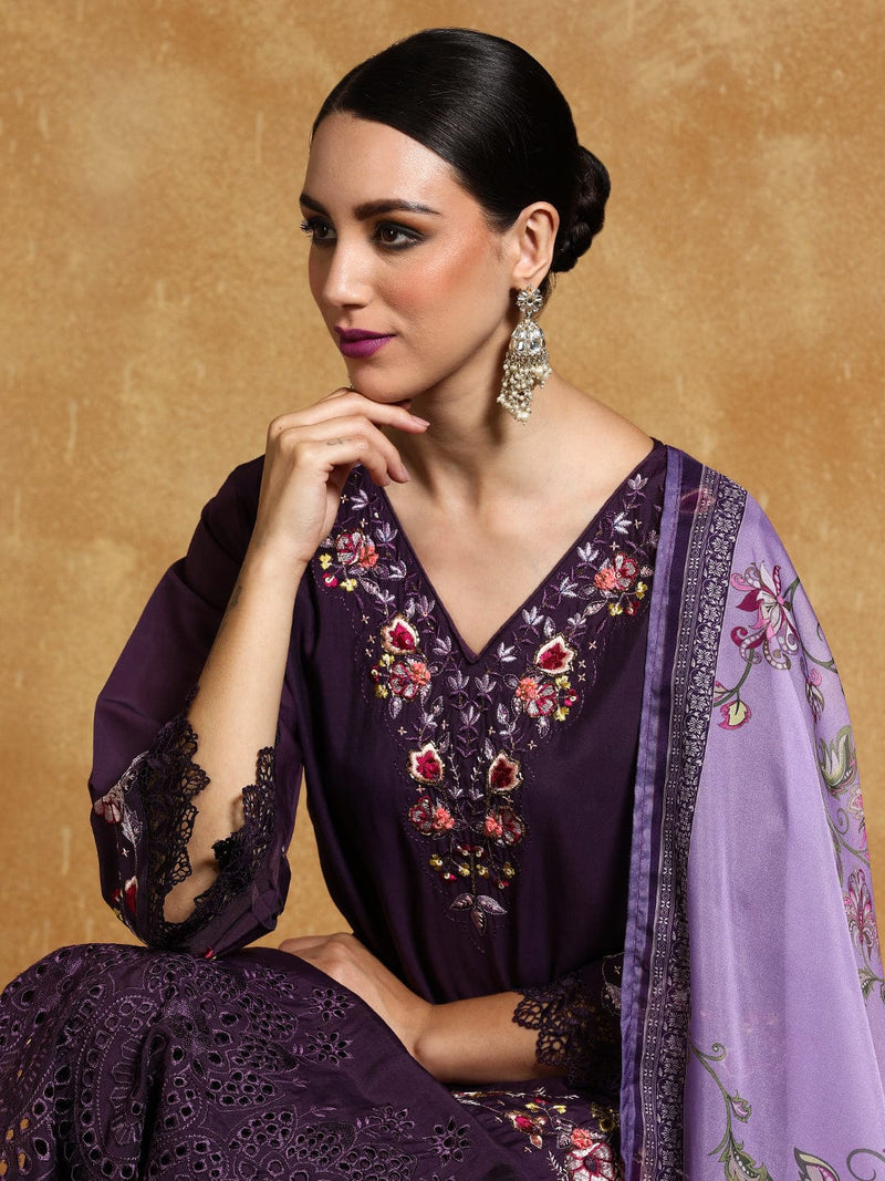 Varanga Women Floral Heavy Thread Embroidered Schffili Hem Kurta with Trouser & Dupatta