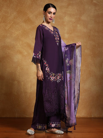 Varanga Women Floral Heavy Thread Embroidered Schffili Hem Kurta with Trouser & Dupatta