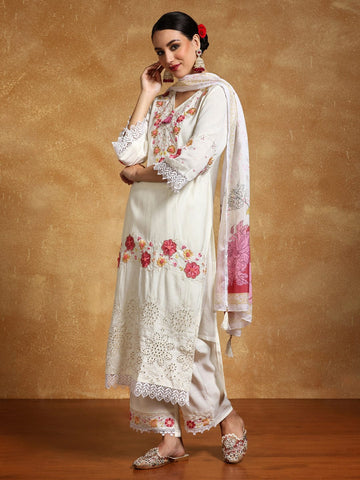 Varanga Women Floral Heavy Thread Embroidered Schffili Hem Kurta with Trouser & Dupatta