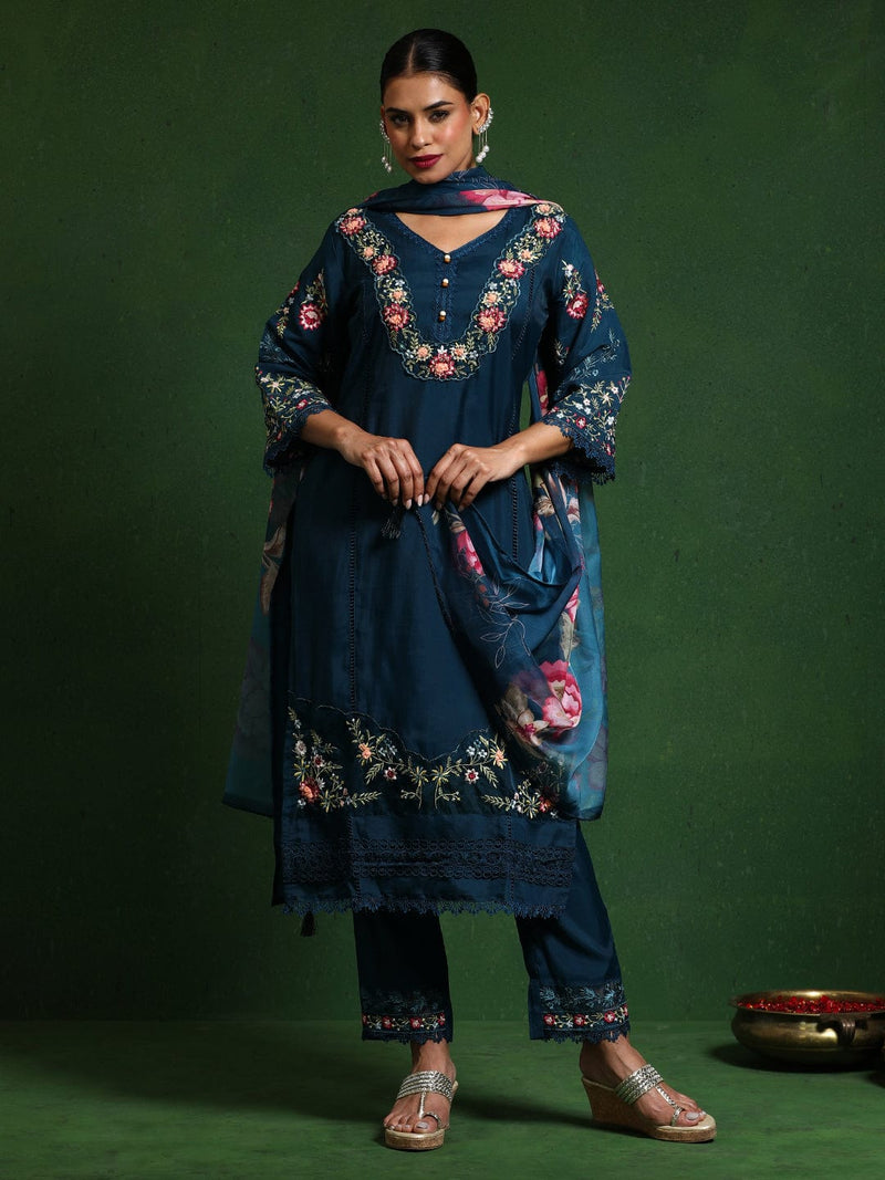 Varanga Women Floral Heavy Thread Embroidered Schffili Hem Kurta With Trouser & Dupatta