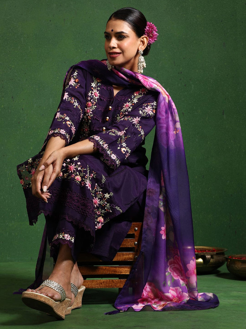 Varanga Women Floral Heavy Thread Embroidered Schffili Hem Kurta With Trouser & Dupatta