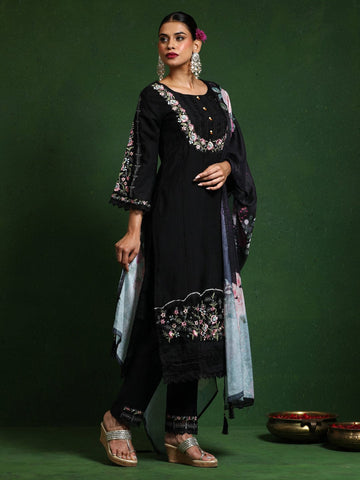 Varanga Women Floral Heavy Thread Embroidered Schffili Hem Kurta With Trouser & Dupatta