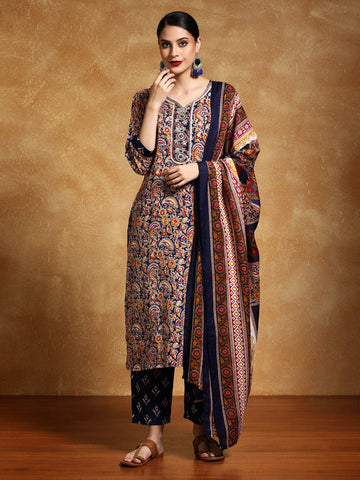 Varanga Women-Zari Detailed Ethnic Floral Printed Kurta With Trouser & Dupatta