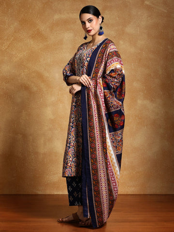 Varanga Women-Zari Detailed Ethnic Floral Printed Kurta With Trouser & Dupatta