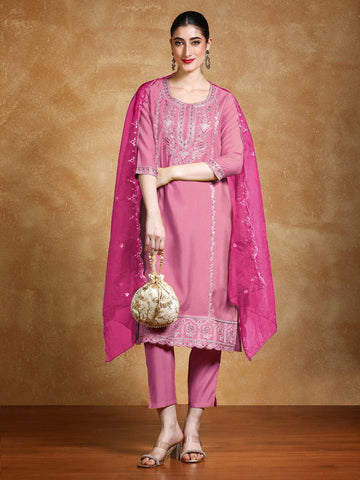 Zari embroidered kurta with trousers & sequins detailed contrast dupatta