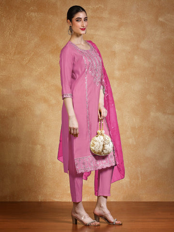 Zari embroidered kurta with trousers & sequins detailed contrast dupatta
