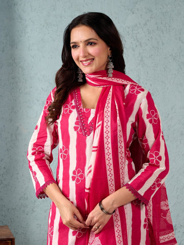 Stripper with Floral Printed Kurta with Trouser & Dupatta