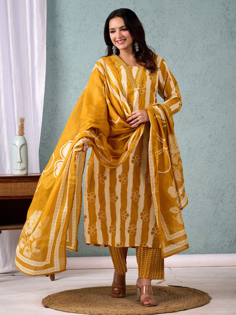 Stripper with Floral Printed Kurta with Trouser & Dupatta
