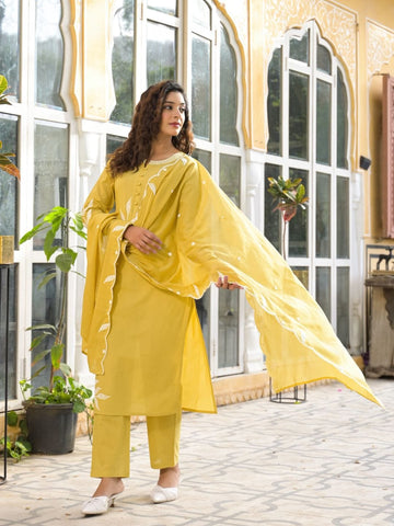 Varanga Women Floral Motif Thread Embroidered Kurta with Trouser & Dupatta