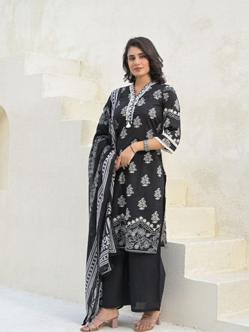 Varanga Women Mirror & Thread Embroidered Ethnic Printed Kurta with Trouser & Dupatta