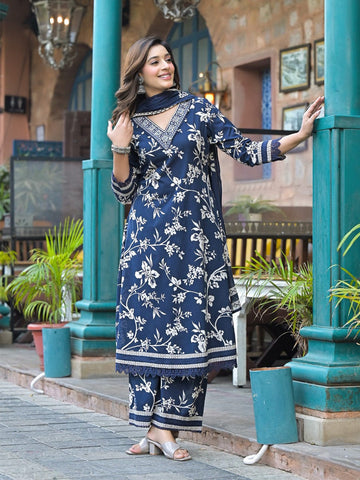 Varanga Women Floral Printed Thread Embroidered Flared Kurta with Palazzo And Dupatta