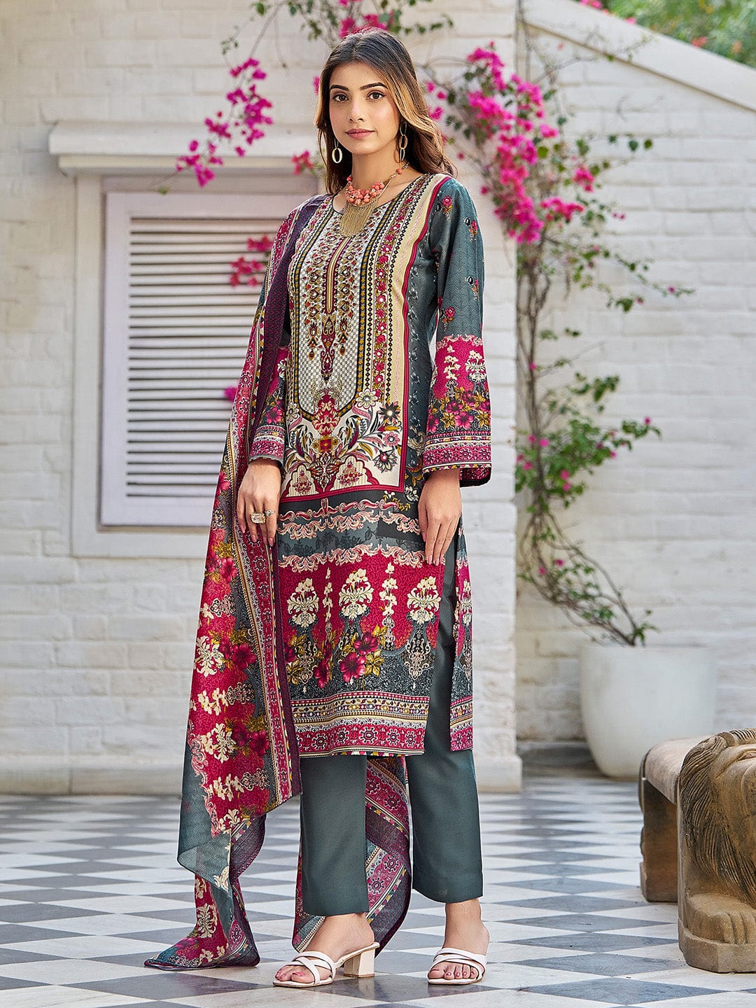 Varanga Women Ethnic Floral Mirror Embroidered Pakistani Kurta With Trouser & Dupatta