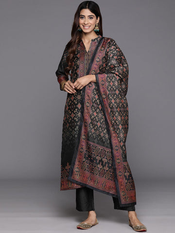 Varanga Women Patola Printed Mandrin Collar ,Straight Kurta With Solid Bottom And Printed Dupatta