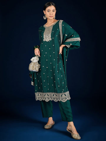 Varanga Graceful Green 3-Piece Set Featuring A Zari-Embroidered Kurta, Solid Ankle-Length Trousers, And An Elegant Embroidered Dupatta.