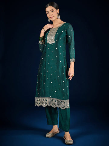 Varanga Graceful Green 3-Piece Set Featuring A Zari-Embroidered Kurta, Solid Ankle-Length Trousers, And An Elegant Embroidered Dupatta.