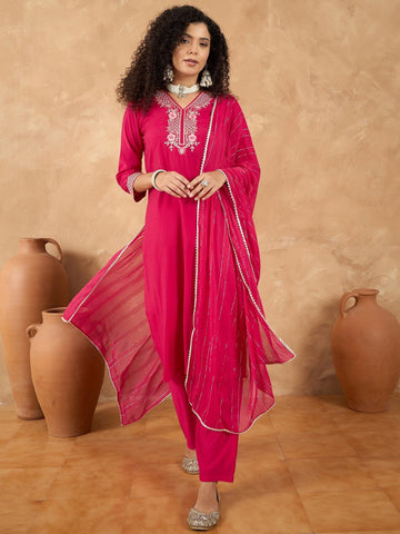 Varanga Women Kurta Adorned With Thread Embroidery, Teamed With Trousers And Paired With Dupatta Featuring Lurex And Lace Detailing