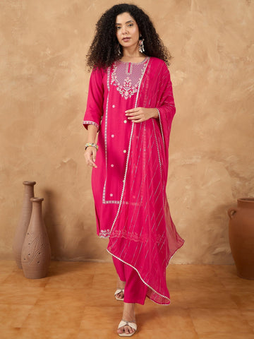 Varanga Women Kurta Adorned With Thread Embroidery, Teamed With Trousers And Paired With Dupatta Featuring Lurex And Lace Detailing