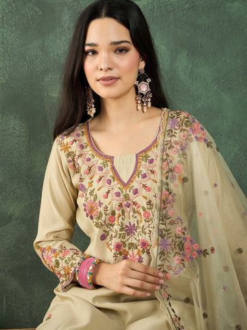 Varanga Hand-Embroidered Kurta Paired With Solid Ankle-Length Trousers And Dupatta