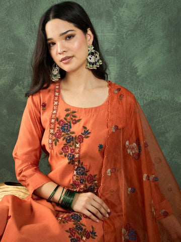 Varanga Hand-Embroidered Kurta Paired With Solid Ankle-Length Trousers And Dupatta