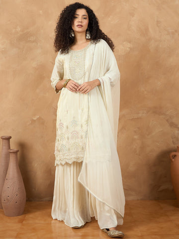 Varanga Women Thread Embroiderd Zari Yoke On The Kurta Paired With Solid Sharara And A Lace Detailing On Dupatta