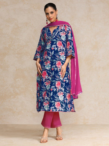 Varanga Women Floral Printed Boho Look Flared Sleeve Kurta With Trouser & Dupatta