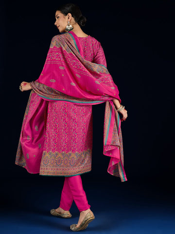 Varanga Fuchsia Ethnic Printed Straight Kurta With Lace Round Neck, Paired With Solid Trousers And A Printed Dupatta.