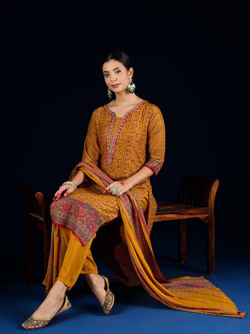Varanga Ethnic Printed Straight Kurta With Lace Round Neck, Paired With Solid Trousers And A Printed Dupatta.