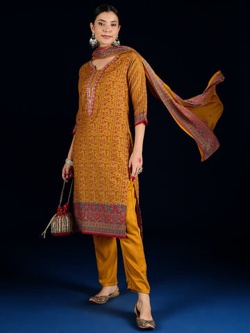 Varanga Ethnic Printed Straight Kurta With Lace Round Neck, Paired With Solid Trousers And A Printed Dupatta.