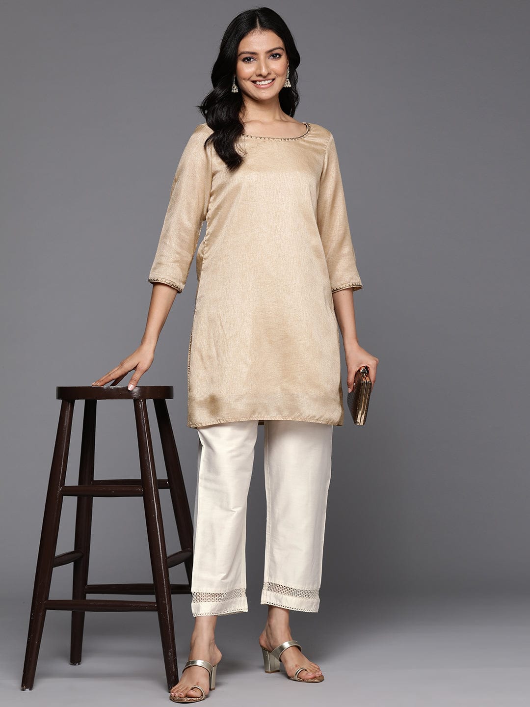 Varanga Women Off White Cotton Lace Embellished Bottom