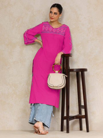 Varanga Women Pink Embellished Round Neck Straight Kurta