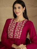 Varanga Women Thread Embroidered High Slit Kurta