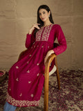 Varanga Women Thread Embroidered High Slit Kurta