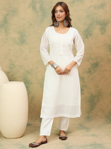 Varanga Women Ethnic Motifs Embroidered Regular Thread Work Kurta with Trousers & with Dupatta