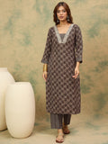 Geometric Printed V-Neck Kurta With Trouser & Dupatta