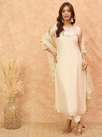 Varanga Women Zari Embroidered And Sequence Embellished With Organza Detailed Kurta With Bottom And Dupatta